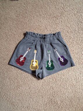 QUEEN OF SPARKLES Women's Heather Gray Sequin Guitars Fleece Shorts sz S